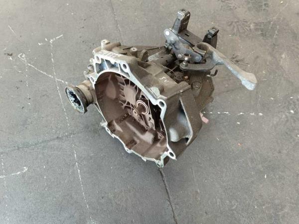 BOITE DE VITESSE MANUEL VW FOX 1.2 ESSENCE - Vue 1